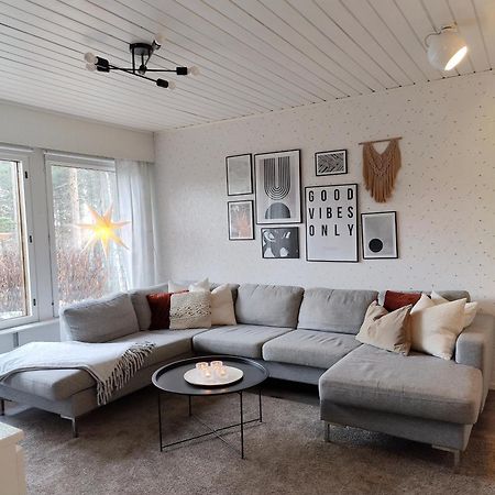 Laplands Hillside Villa โรวานิเอมิ ภายนอก รูปภาพ